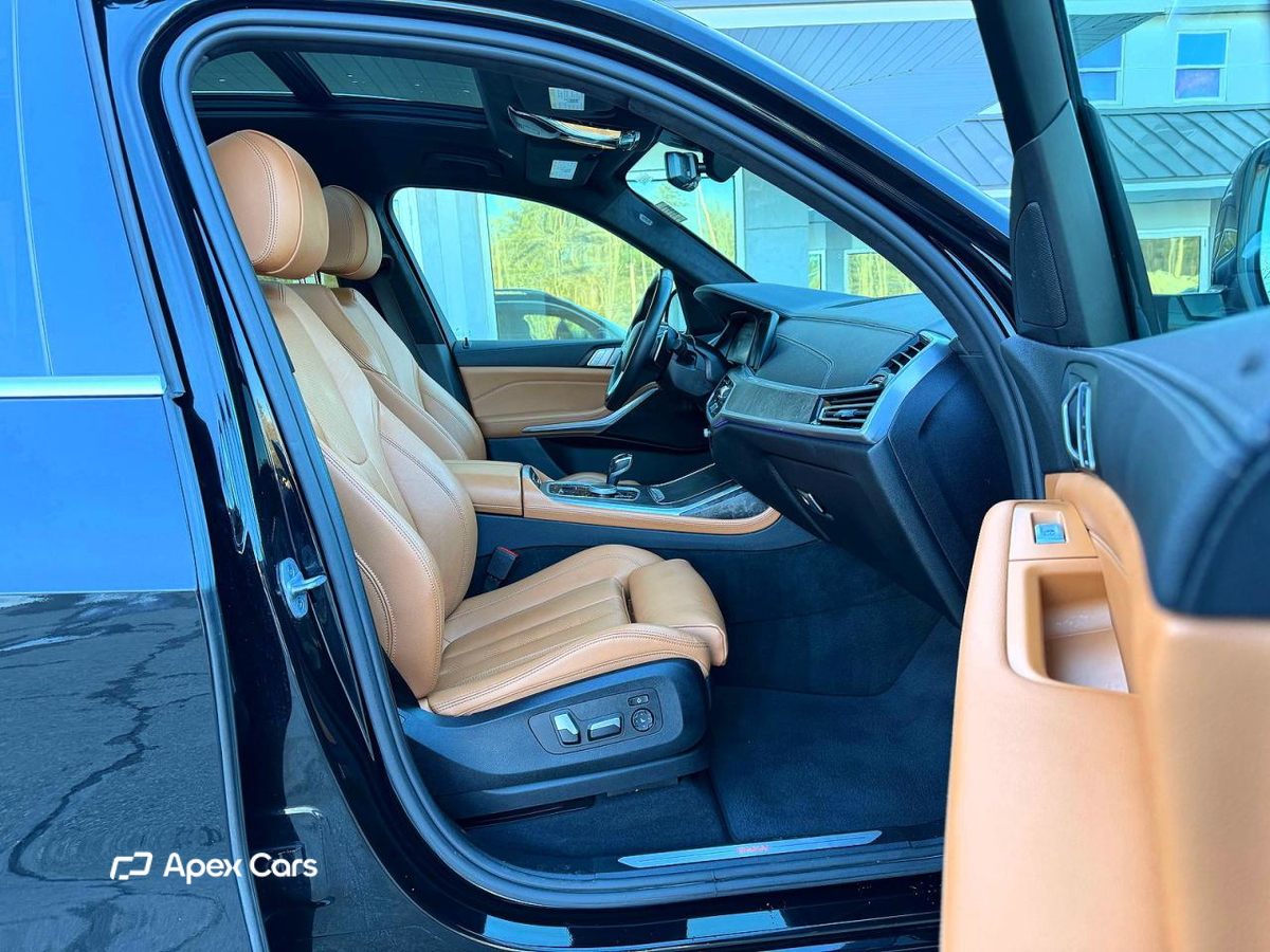 BMW X7 2021