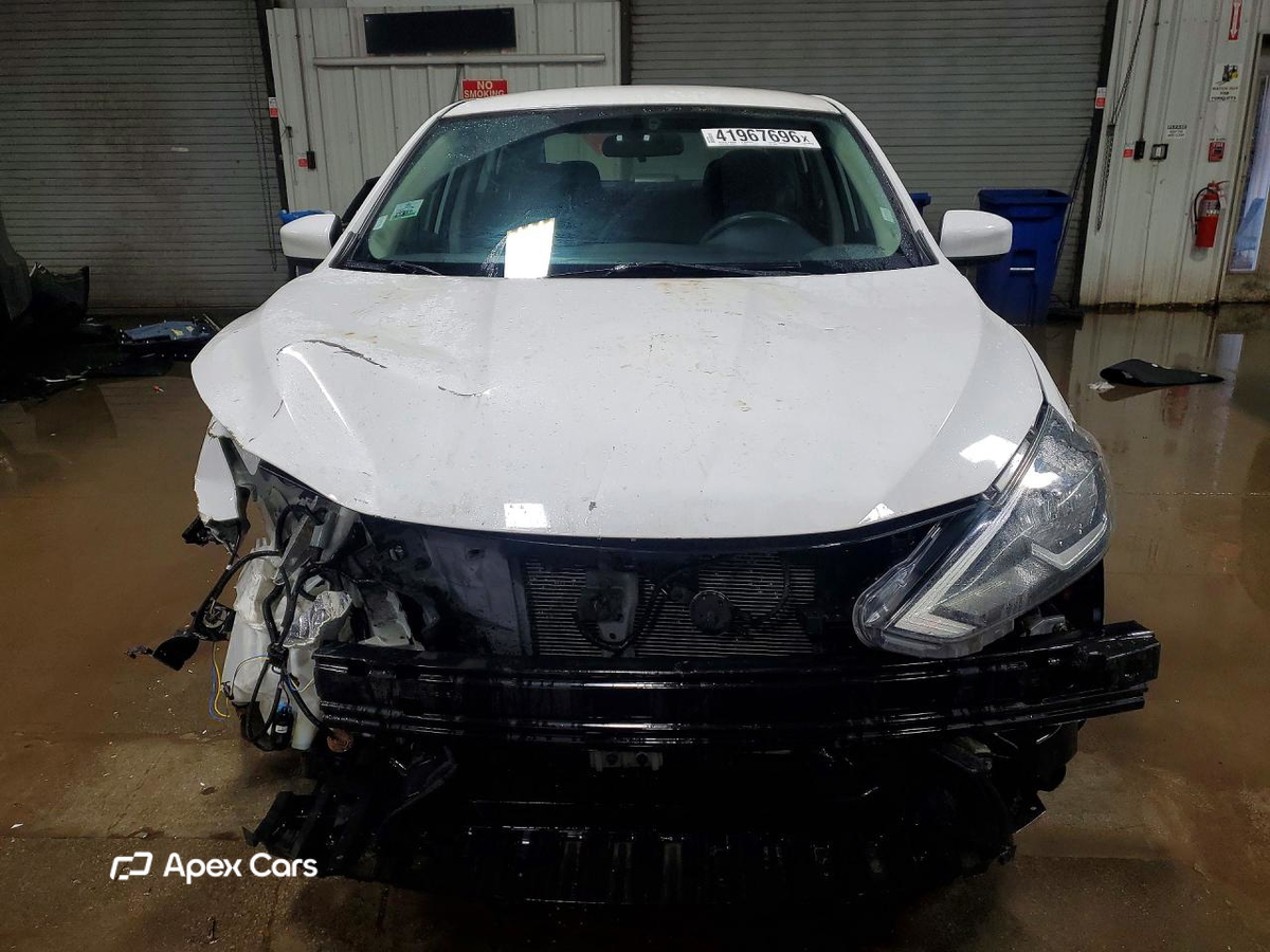 Nissan Sentra 2016