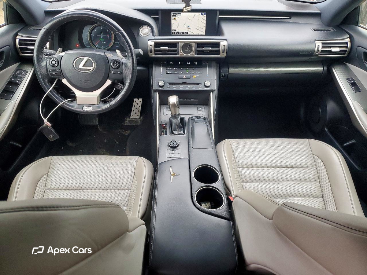 Lexus IS 2015