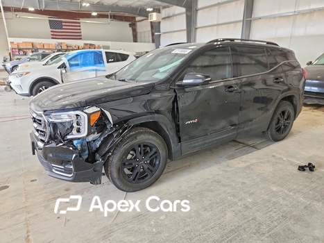 GMC Terrain 2022 - Image 1 of 13
