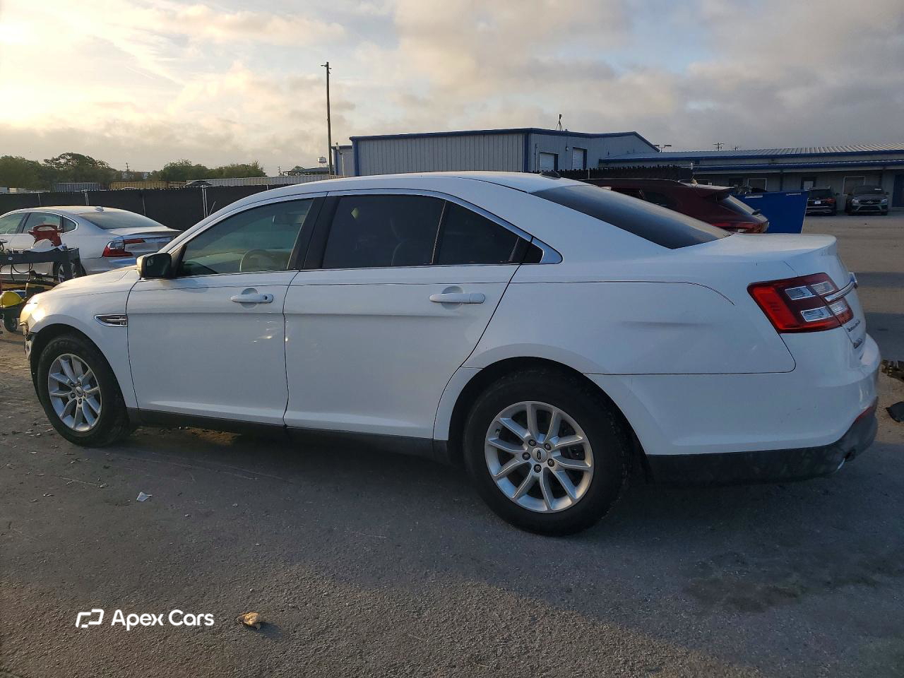 Ford Taurus 2014