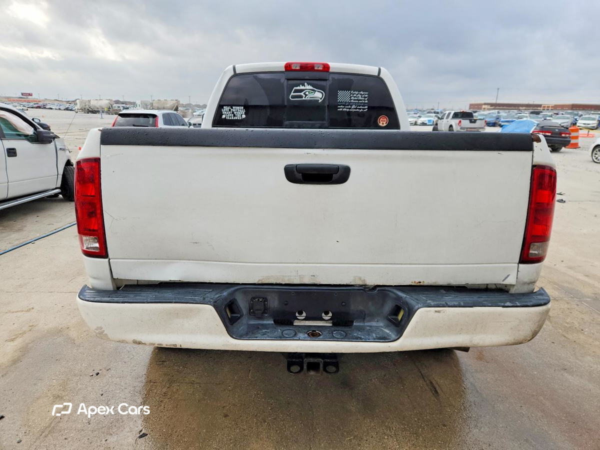 Dodge RAM 2004