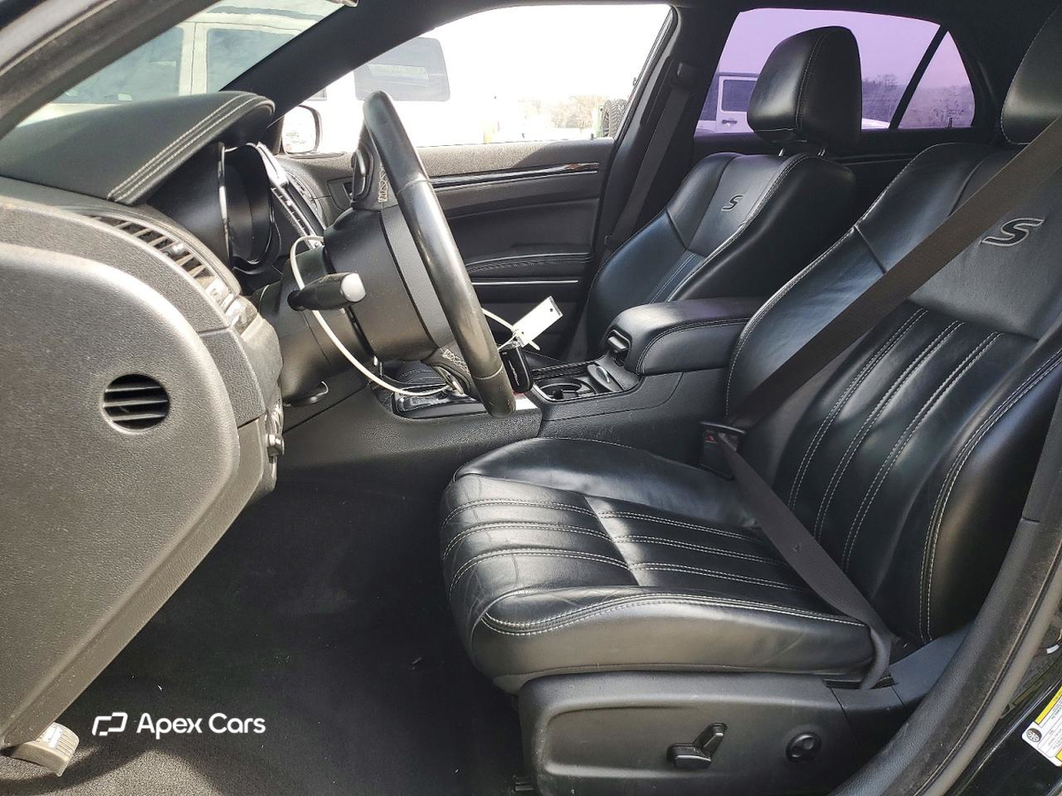 Chrysler 300 2019