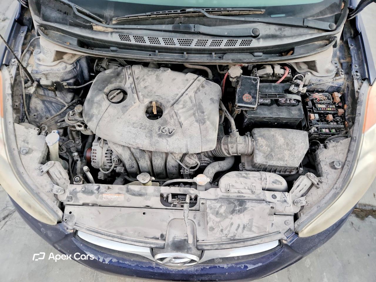 Hyundai Elantra 2011