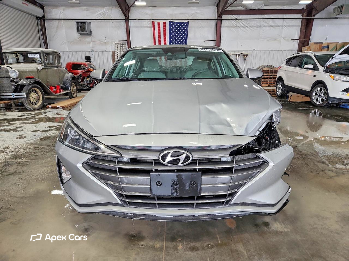 Hyundai Elantra 2020