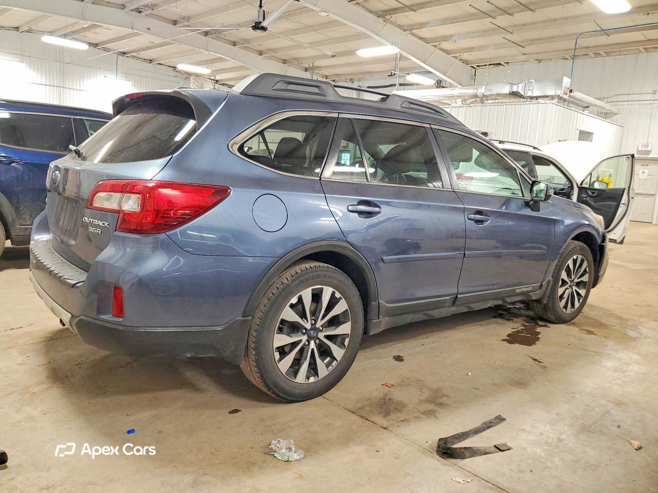 Subaru Outback 2015