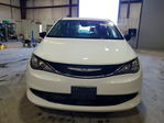 Chrysler Voyager 2024