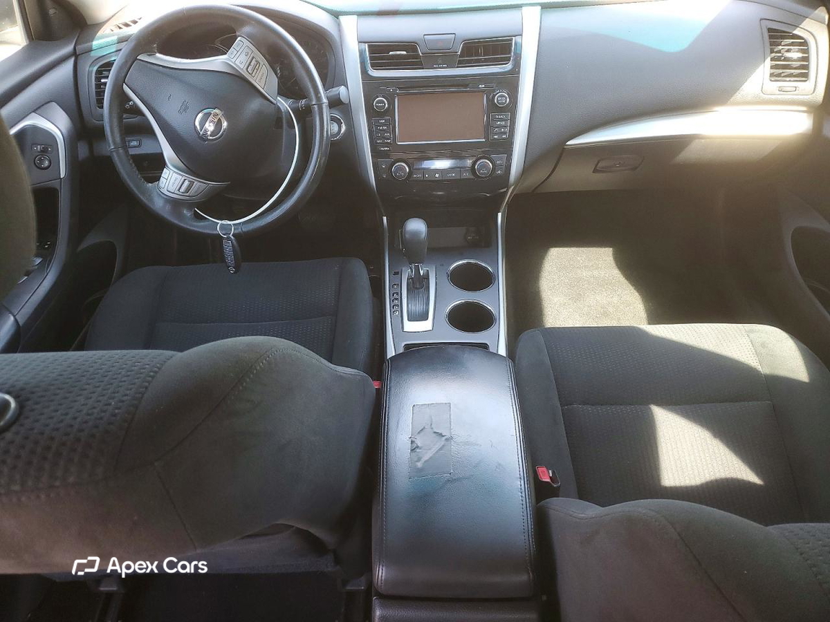 Nissan Altima 2015
