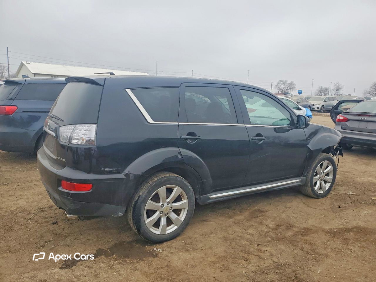 Mitsubishi Outlander 2011