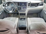 Toyota Sienna 2015