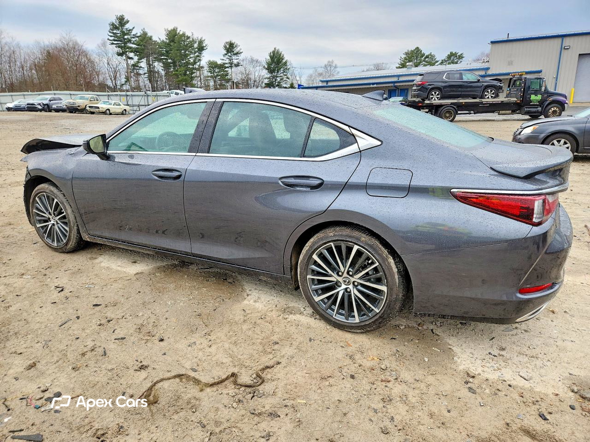 Lexus ES 2023
