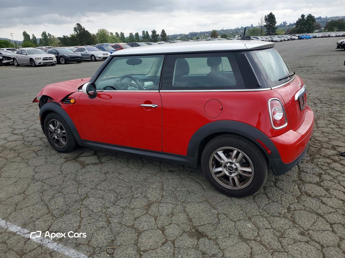 MINI Cooper 2013