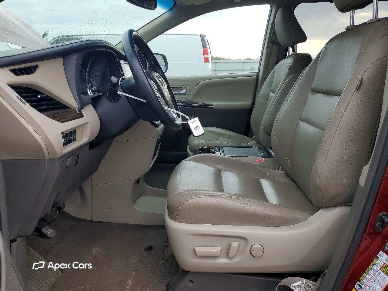 Toyota Sienna 2015