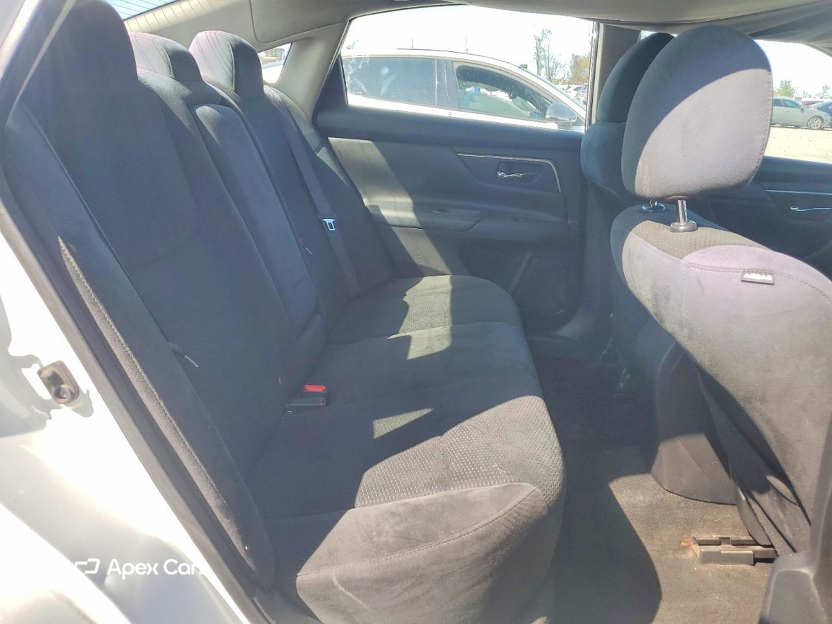 Nissan Altima 2015