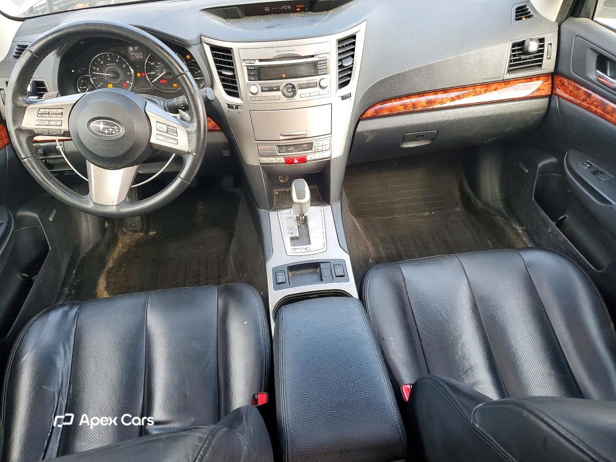 Subaru Outback 2011