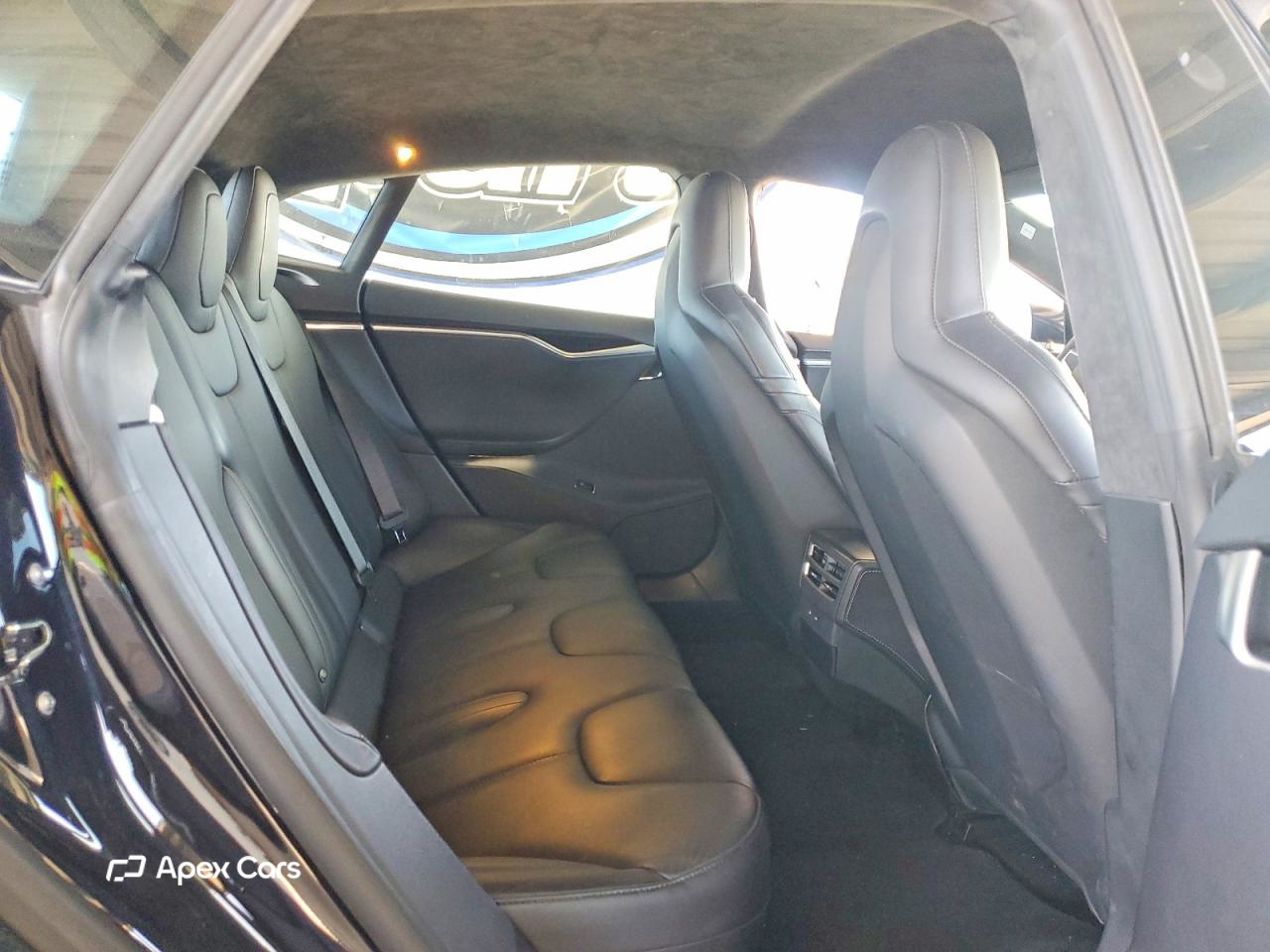 Tesla Model S 2016