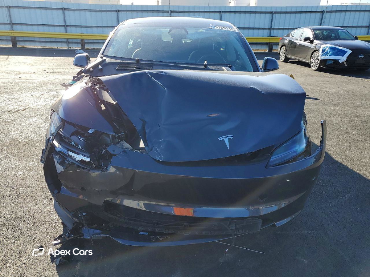 Tesla Model 3 2025