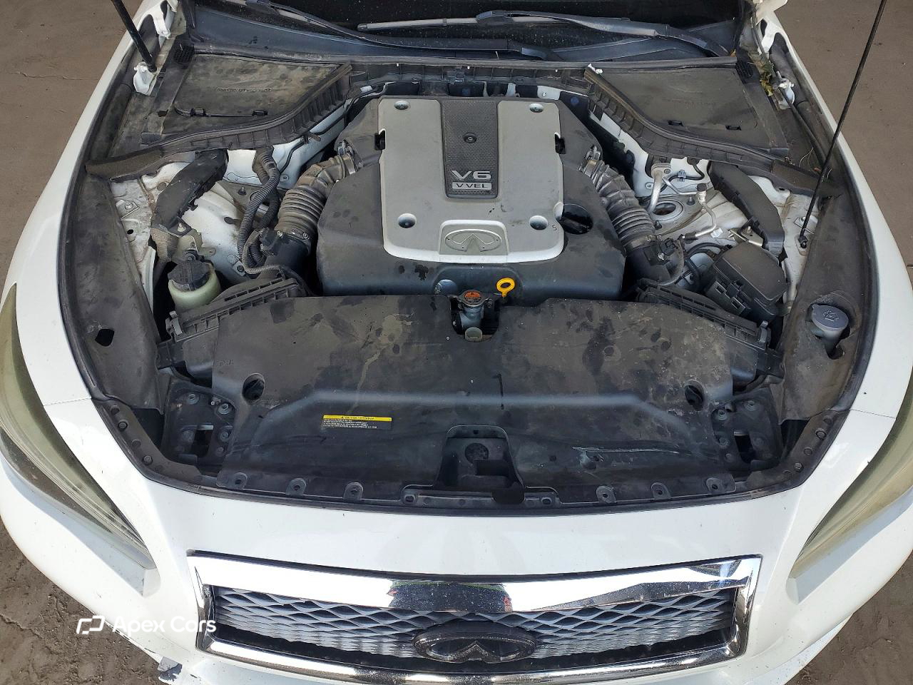 Infiniti Q50 2015
