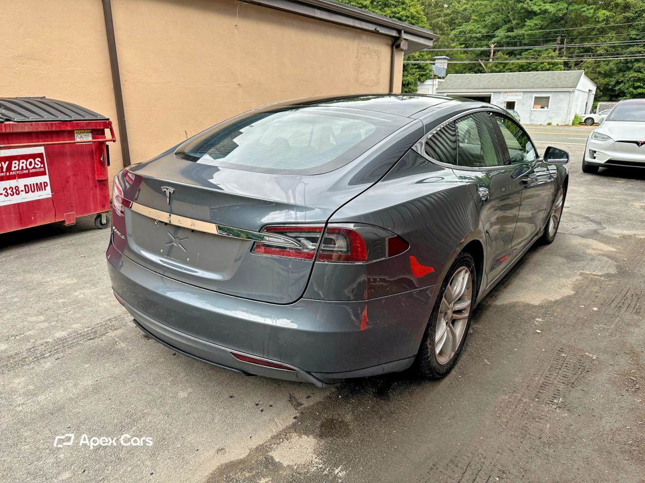 Tesla Model S 2013