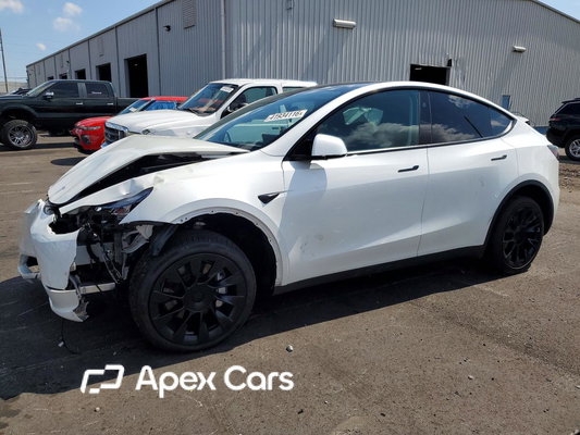 Tesla Model Y 2024 - Image 1 of 12