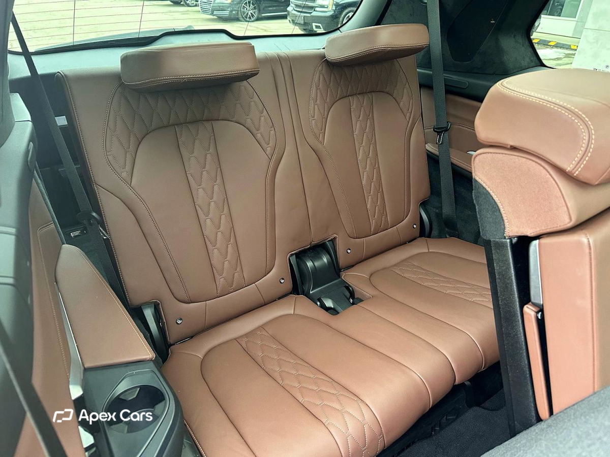 BMW X7 2022