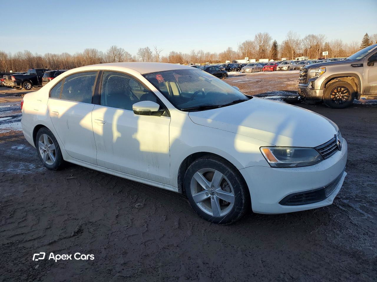 Volkswagen Jetta 2014