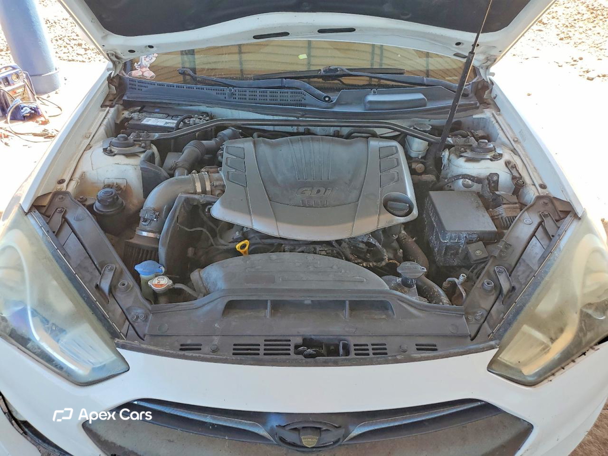 Hyundai Genesis 2013