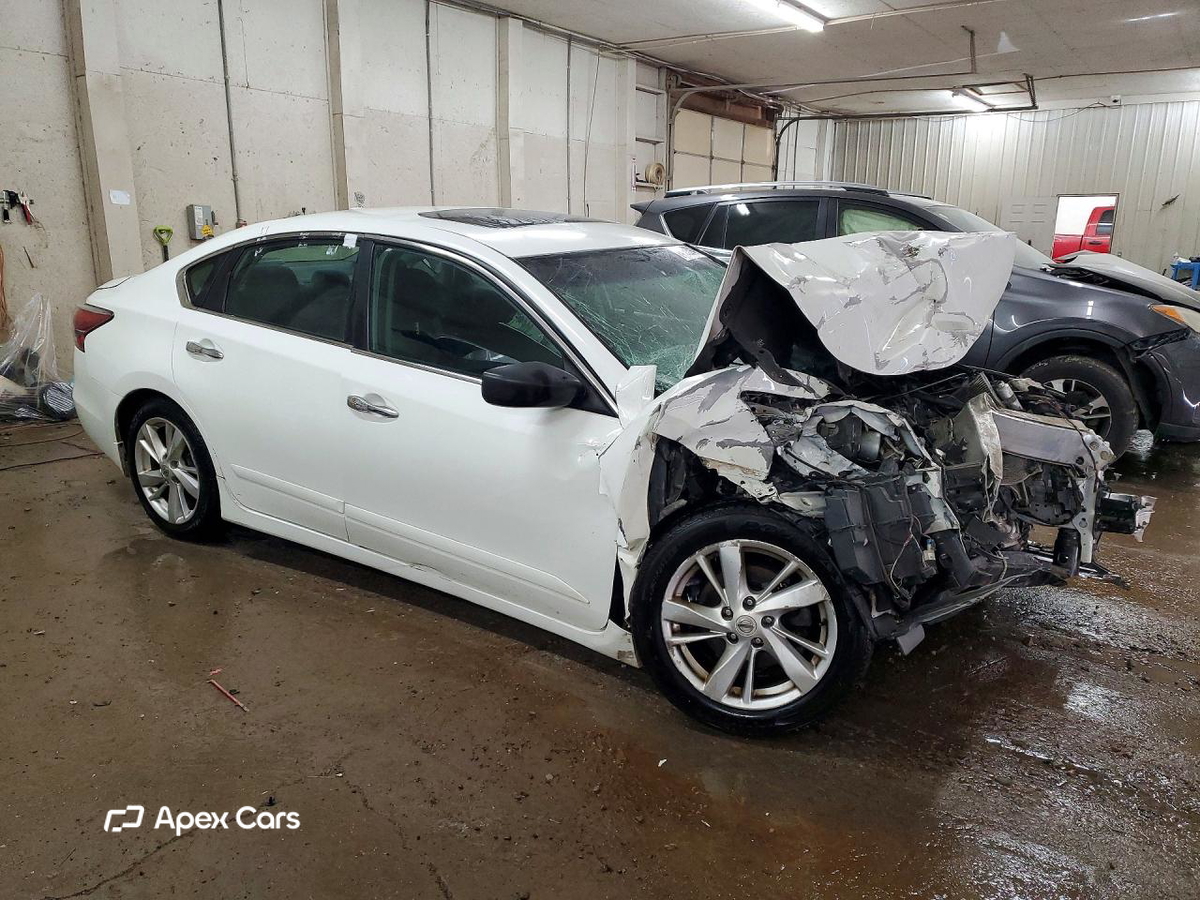 Nissan Altima 2015