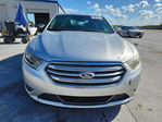 Ford Taurus 2015