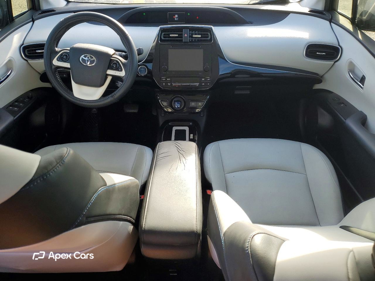 Toyota Prius 2016