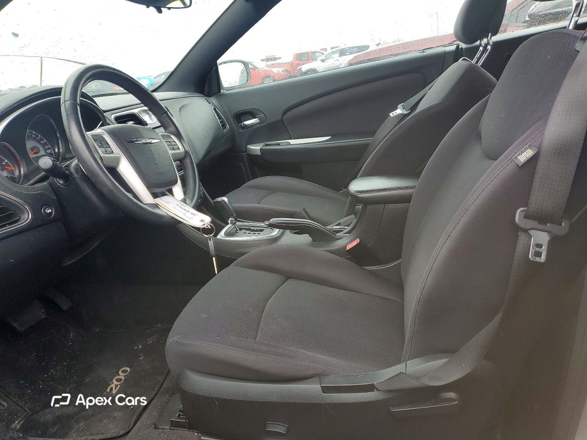 Chrysler 200 2014