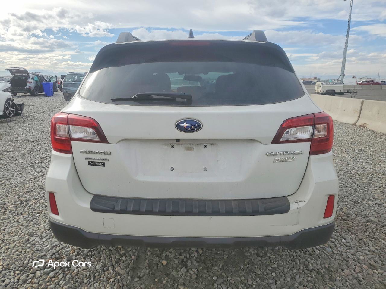 Subaru Outback 2016