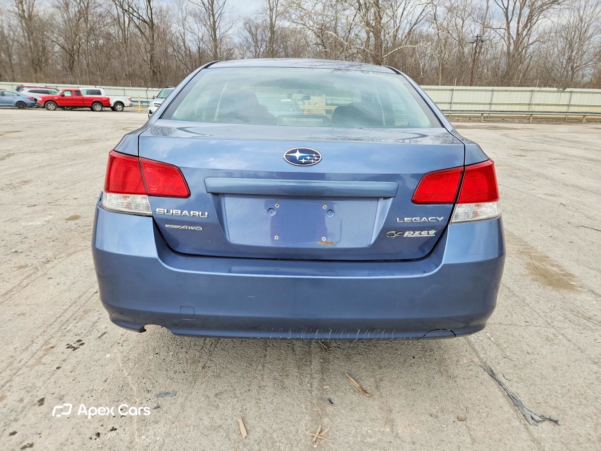 Subaru Legacy 2013