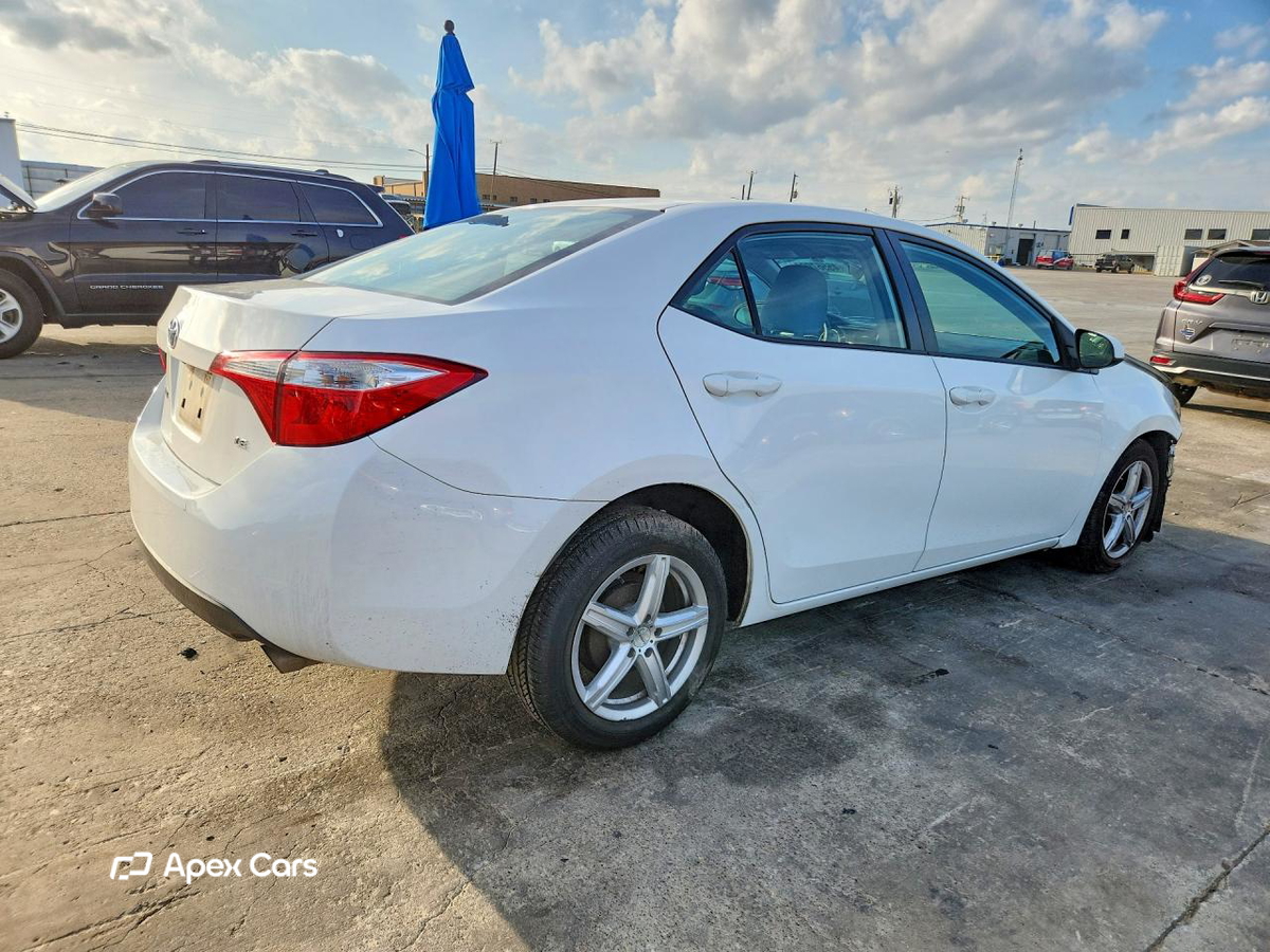 Toyota Corolla 2015