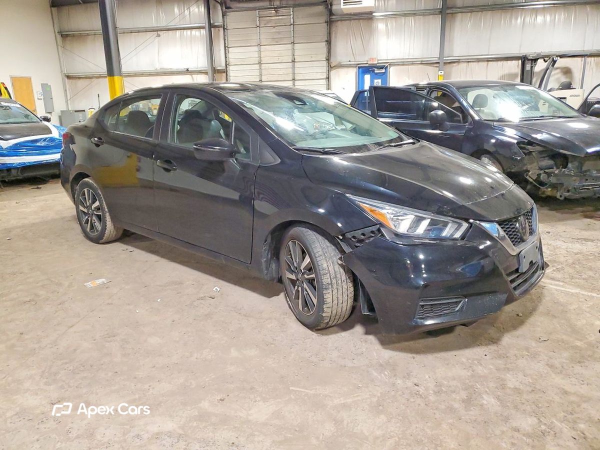 Nissan Versa 2021