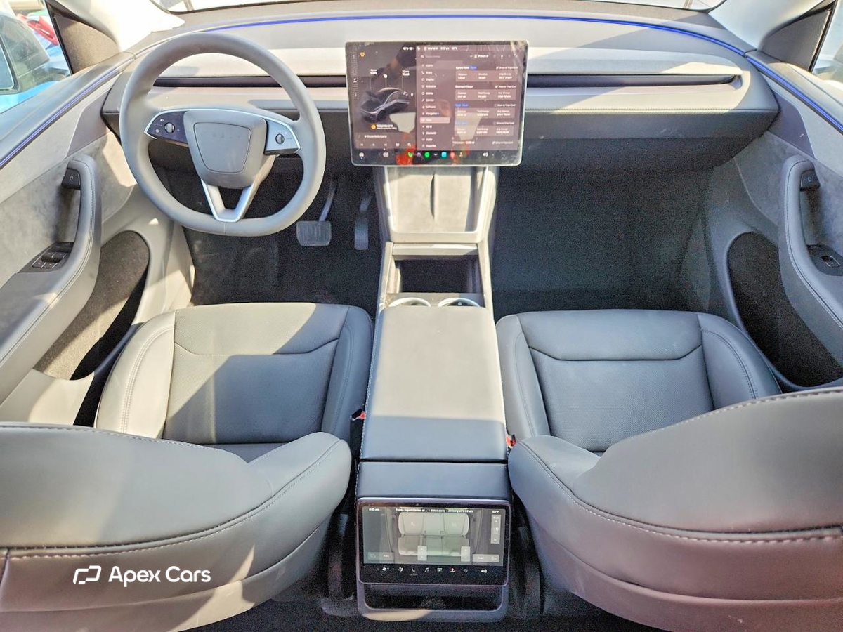 Tesla Model Y 2026