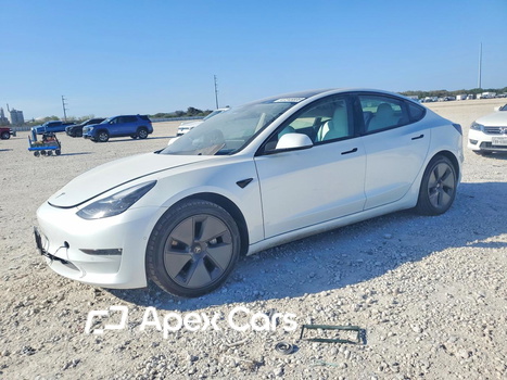 Tesla Model 3 2022 - Image 1 of 13
