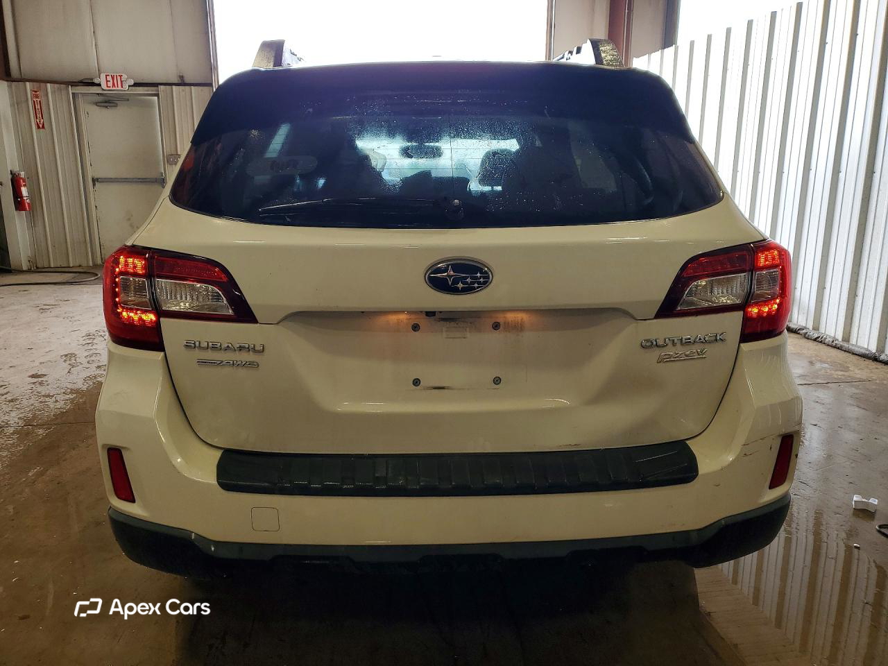 Subaru Outback 2015