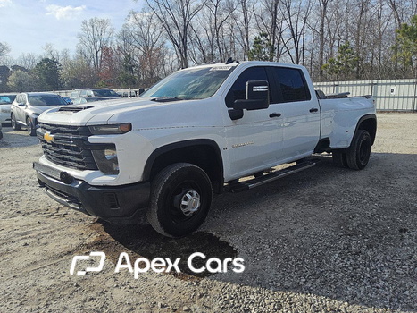 Chevrolet Silverado 2024 - Image 1 of 13