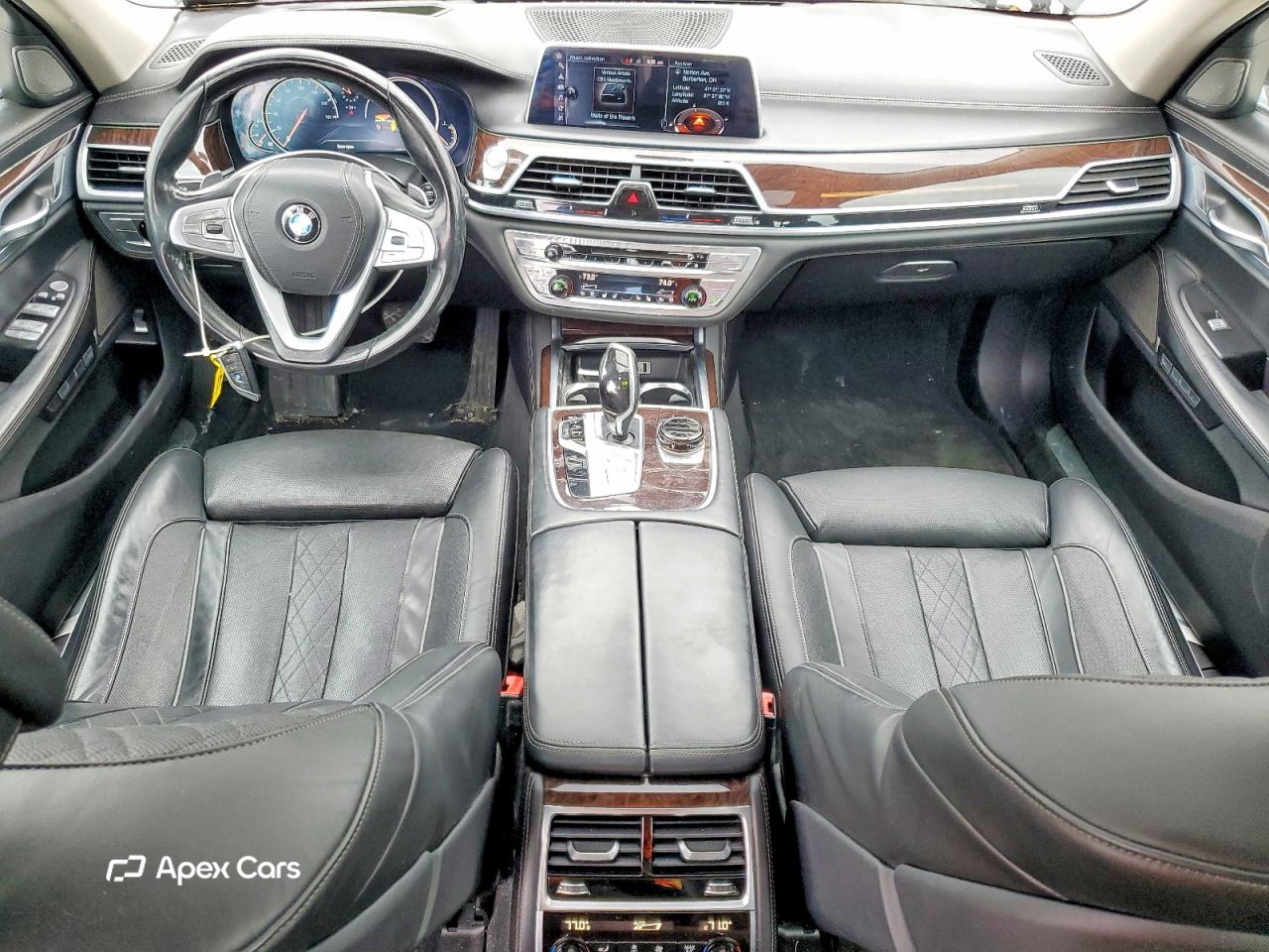 BMW Series 7 2016