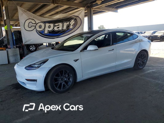 Tesla Model 3 2019 - Image 1 of 12