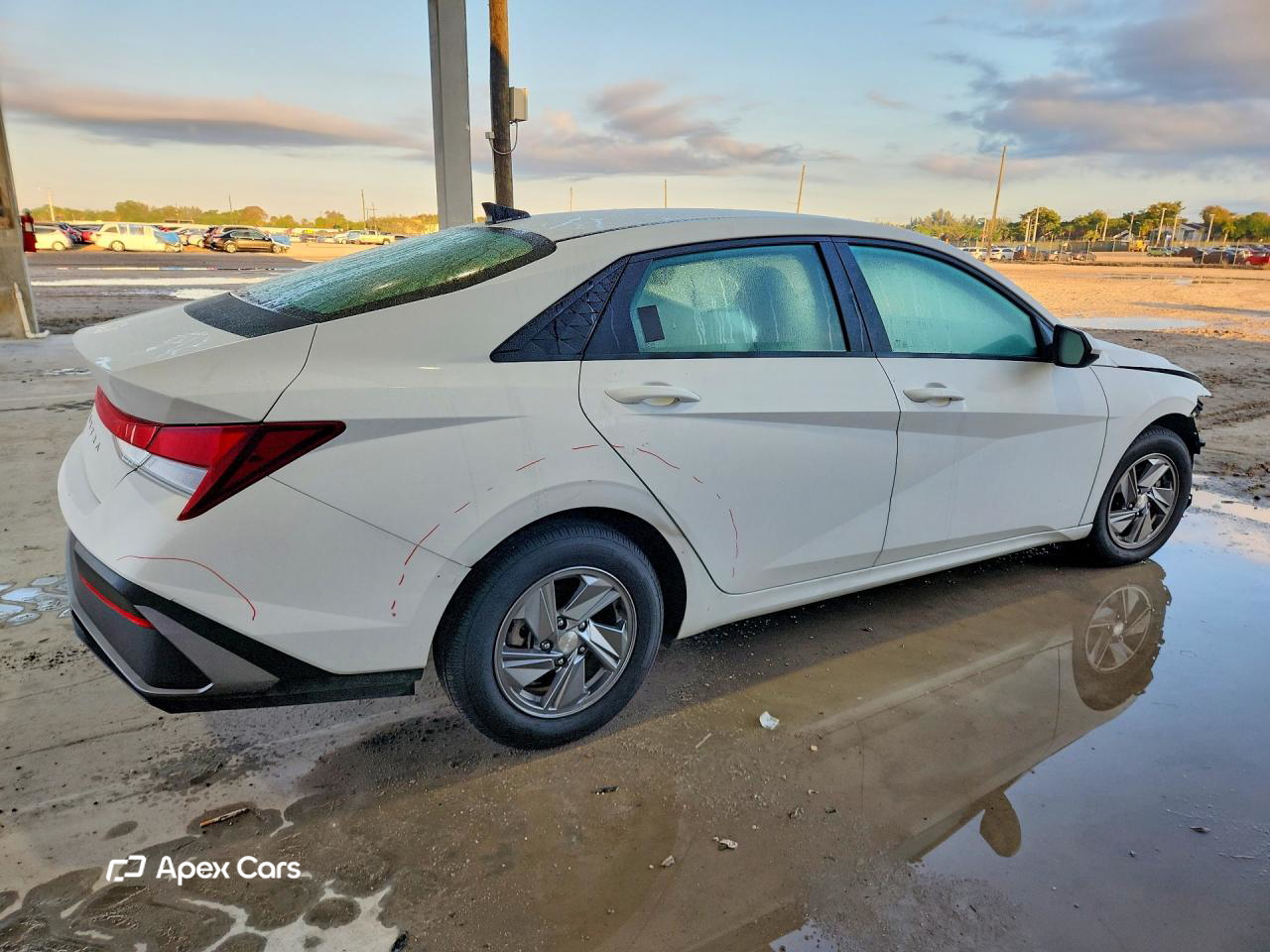 Hyundai Elantra 2024