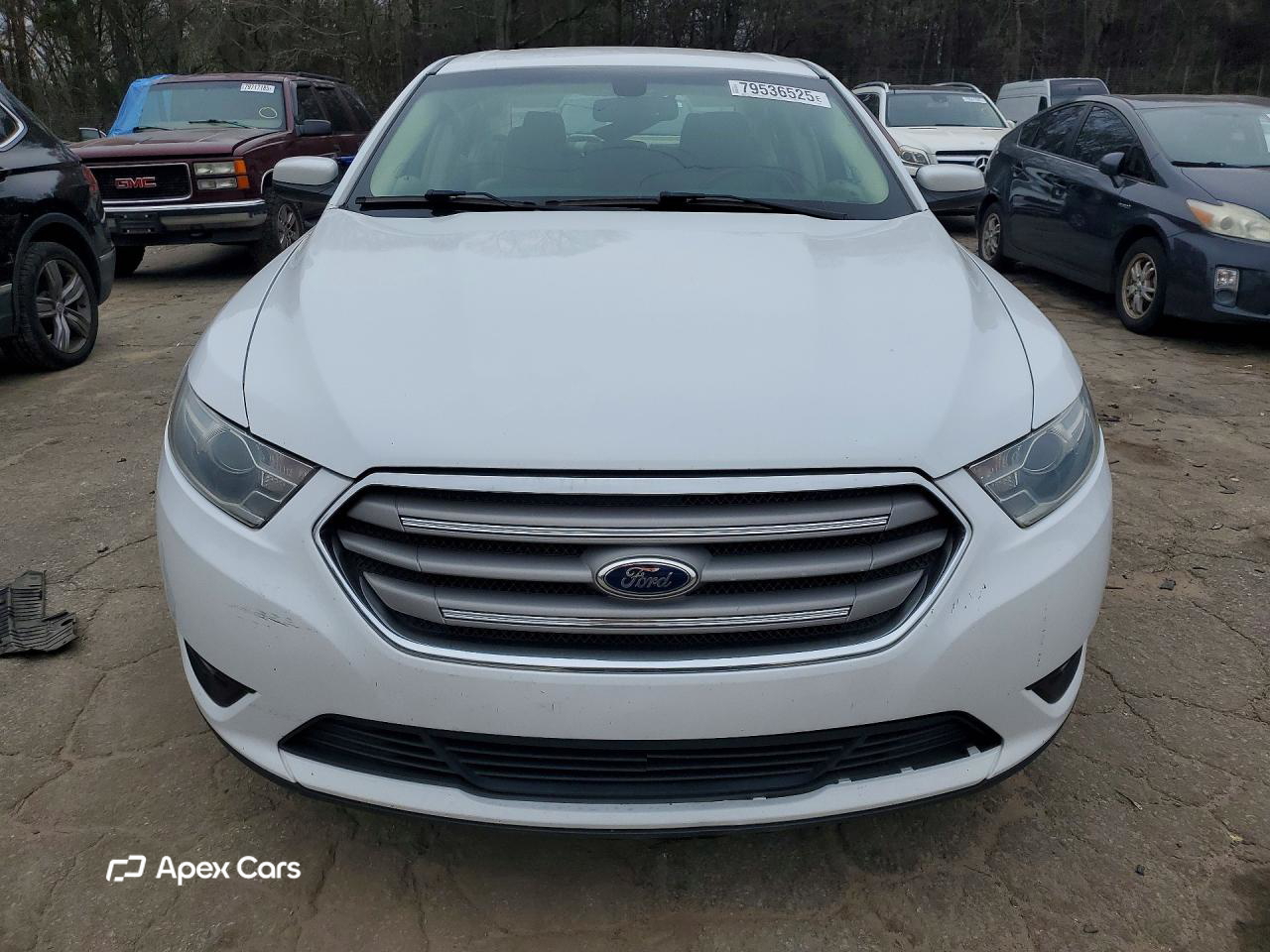 Ford Taurus 2014