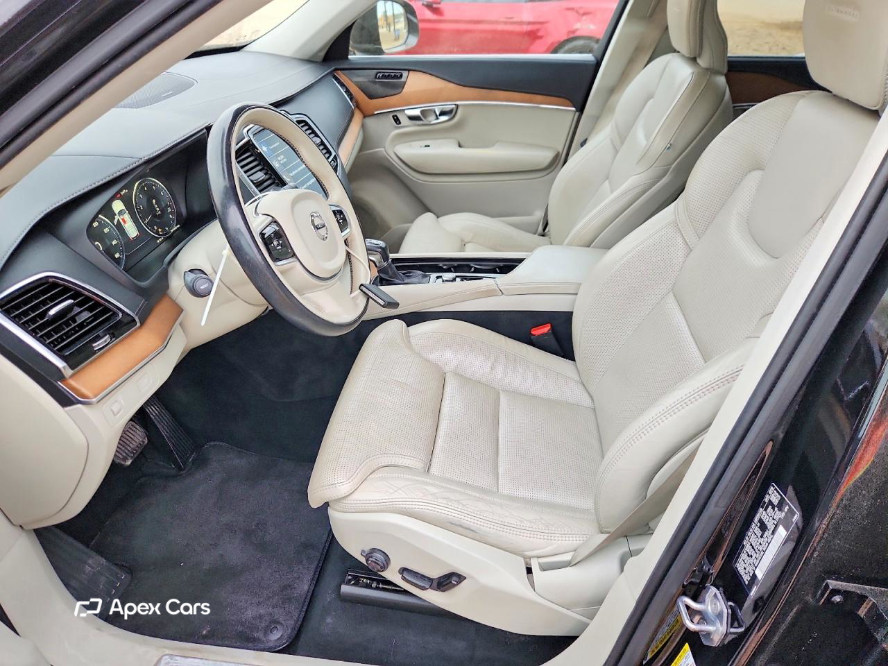 Volvo XC90 2019