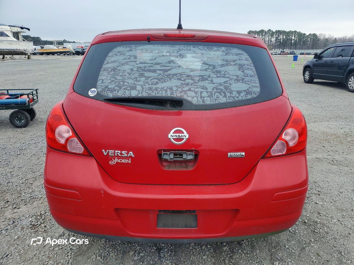 Nissan Versa 2012