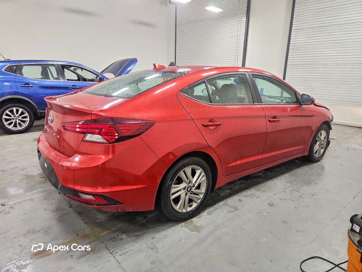 Hyundai Elantra 2020