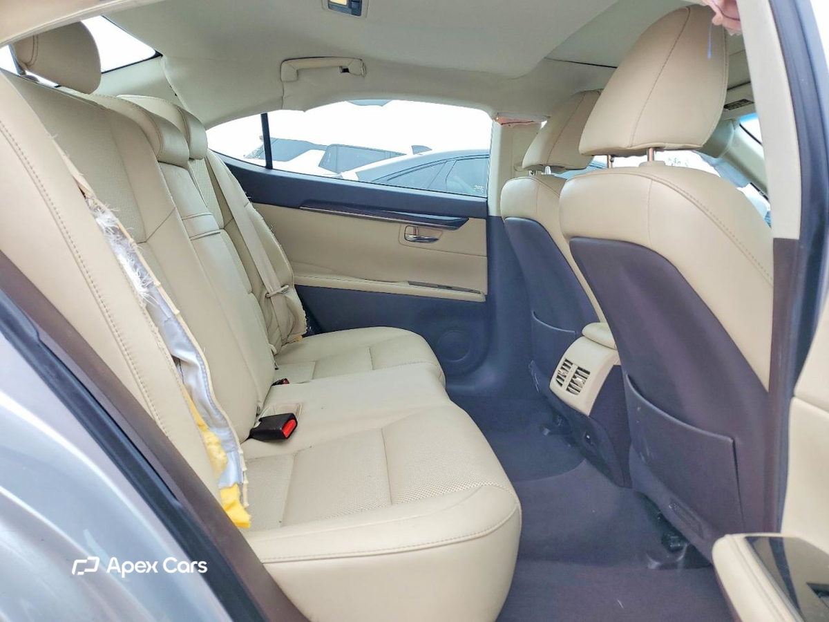 Lexus ES 2017