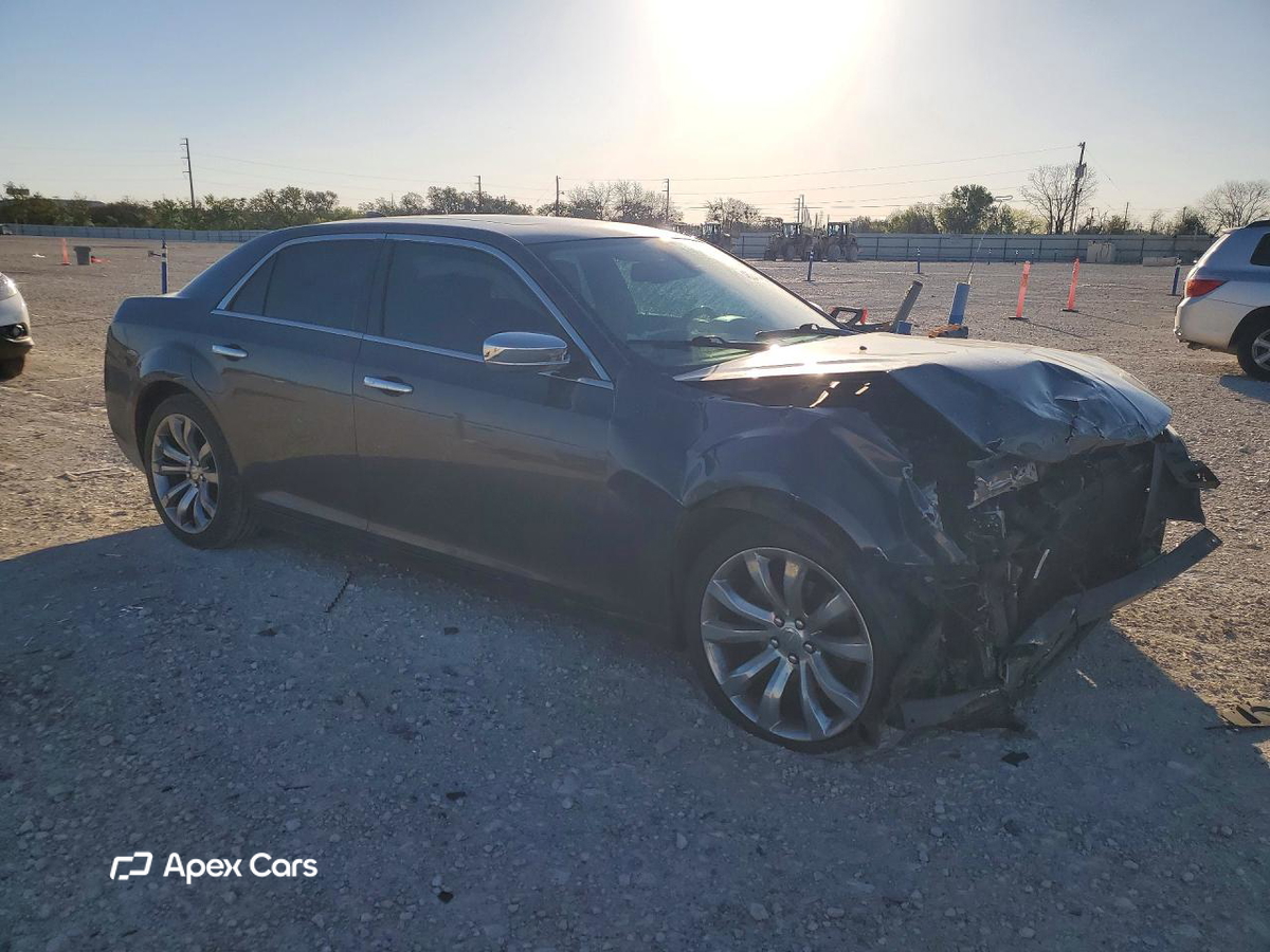 Chrysler 300 2019