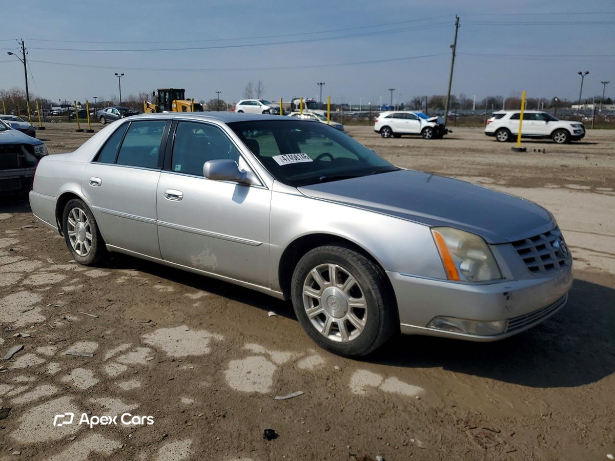 Cadillac DTS 2010