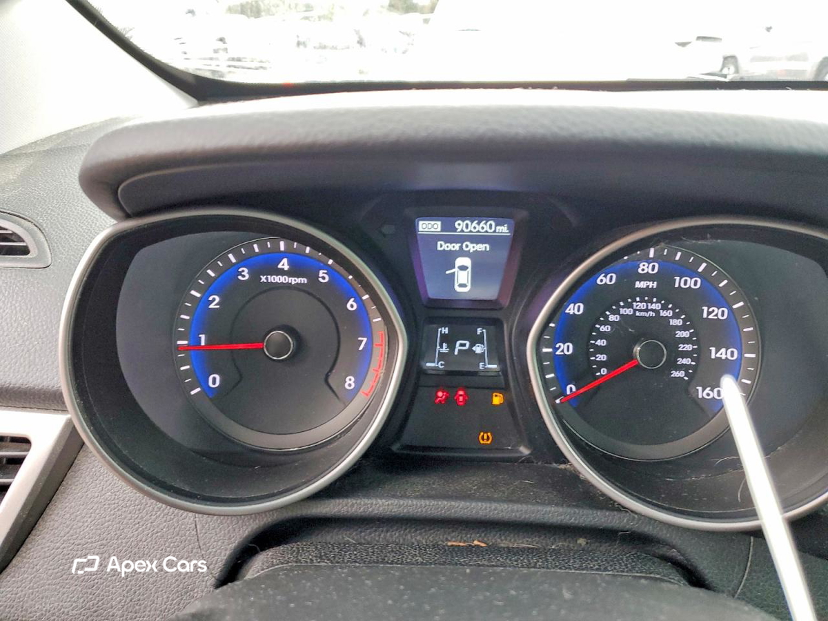 Hyundai Elantra 2013
